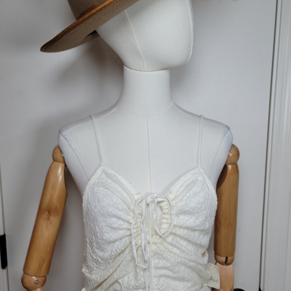 Free People Love Her Scrunch Lace Floral Tank Size XL - Picture 3 of 11